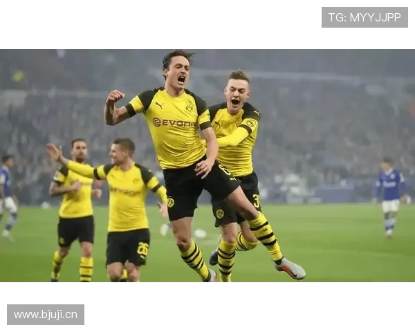 多特蒙德进攻火力强劲,关键战表现哑火是否影响争冠形势? 多特蒙德进攻火力强劲,关键战表现哑火是否影响争冠形势?